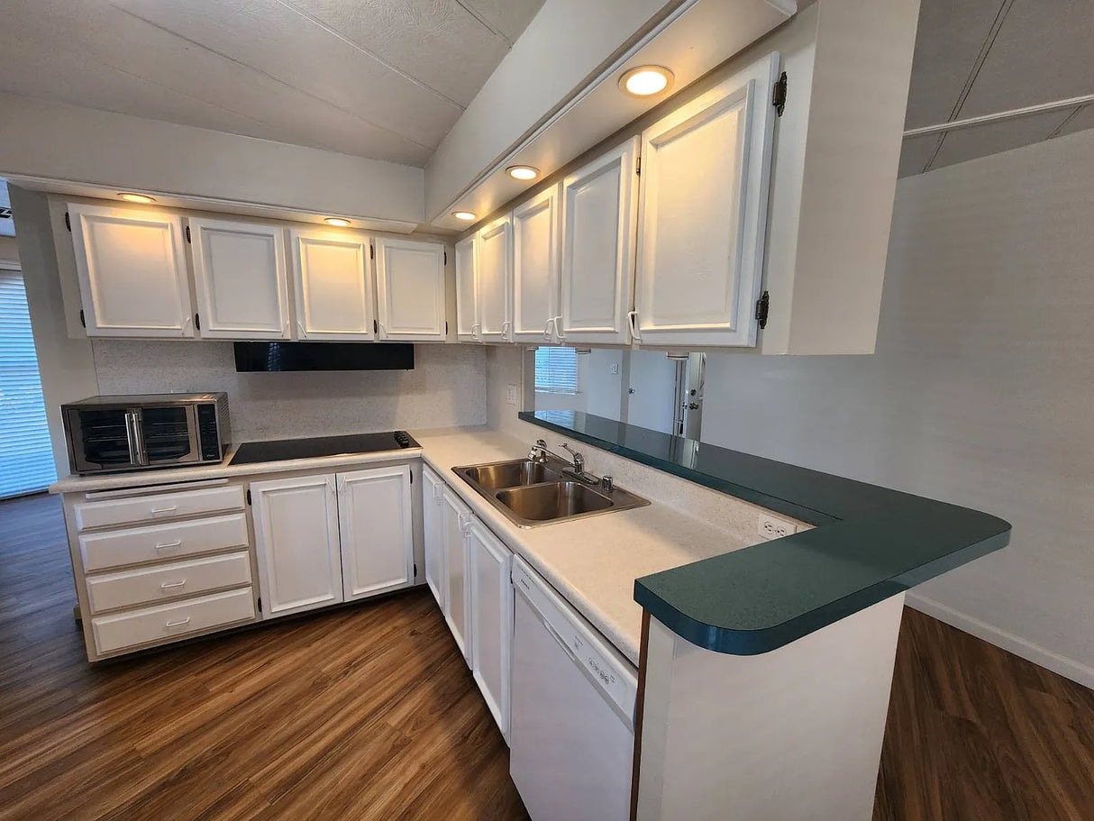 Cypress Hills Mobile Home Park, Space 47